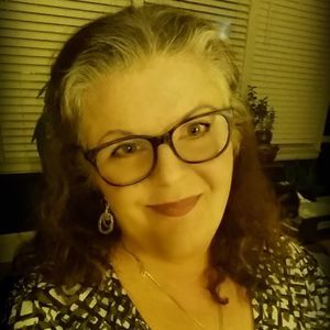 Meet your Posher, Renee